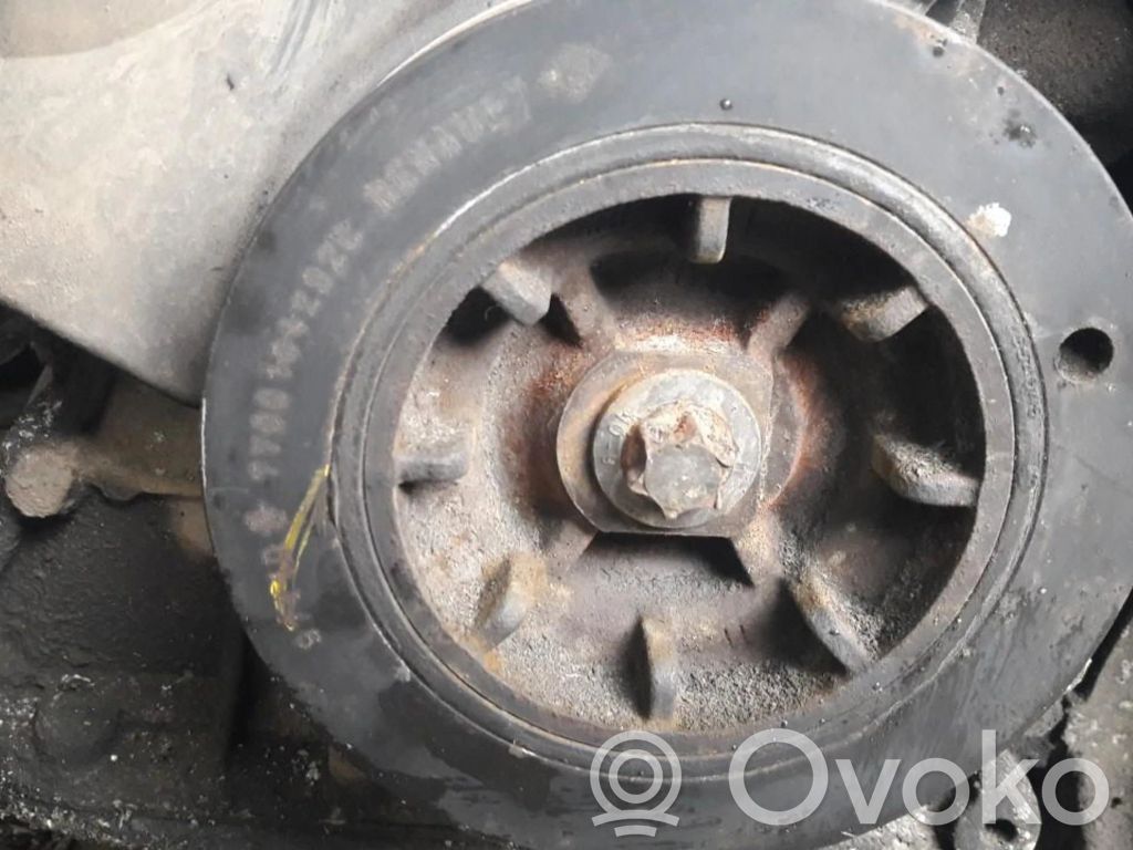 Renault Espace III Kampiakselin vauhtipyörä 