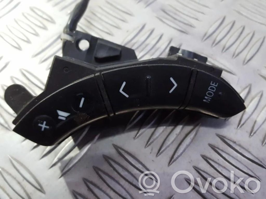 Toyota Land Cruiser (J120) Interruttore/pulsante di controllo multifunzione 