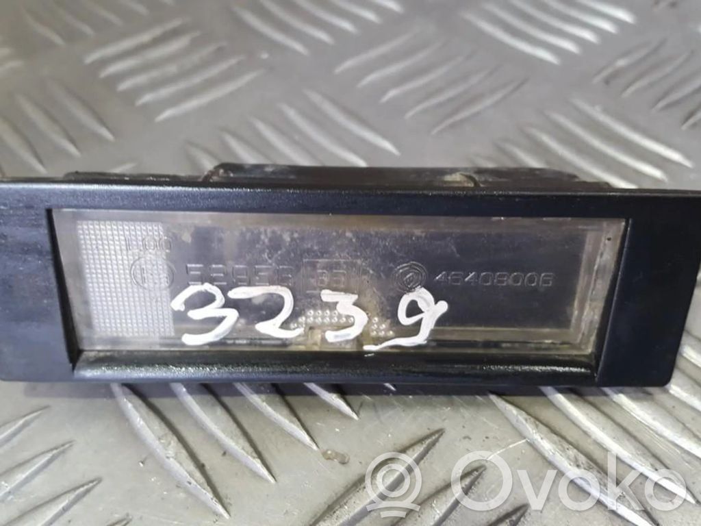 Alfa Romeo 156 Lampă număr 