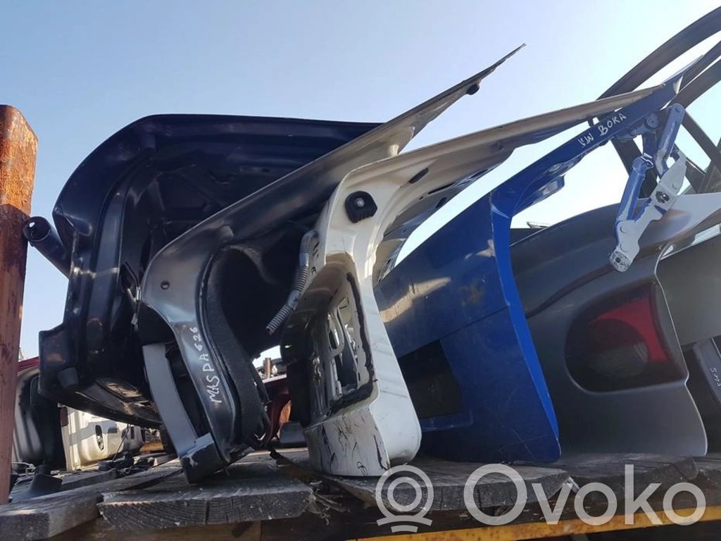 Audi 80 90 S2 B4 Puerta del maletero/compartimento de carga 