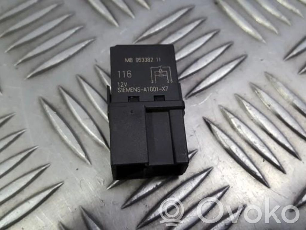 Alte relee   MB953382,MB95338211,A1001X7,A1001X7,MB953382,MB95338211