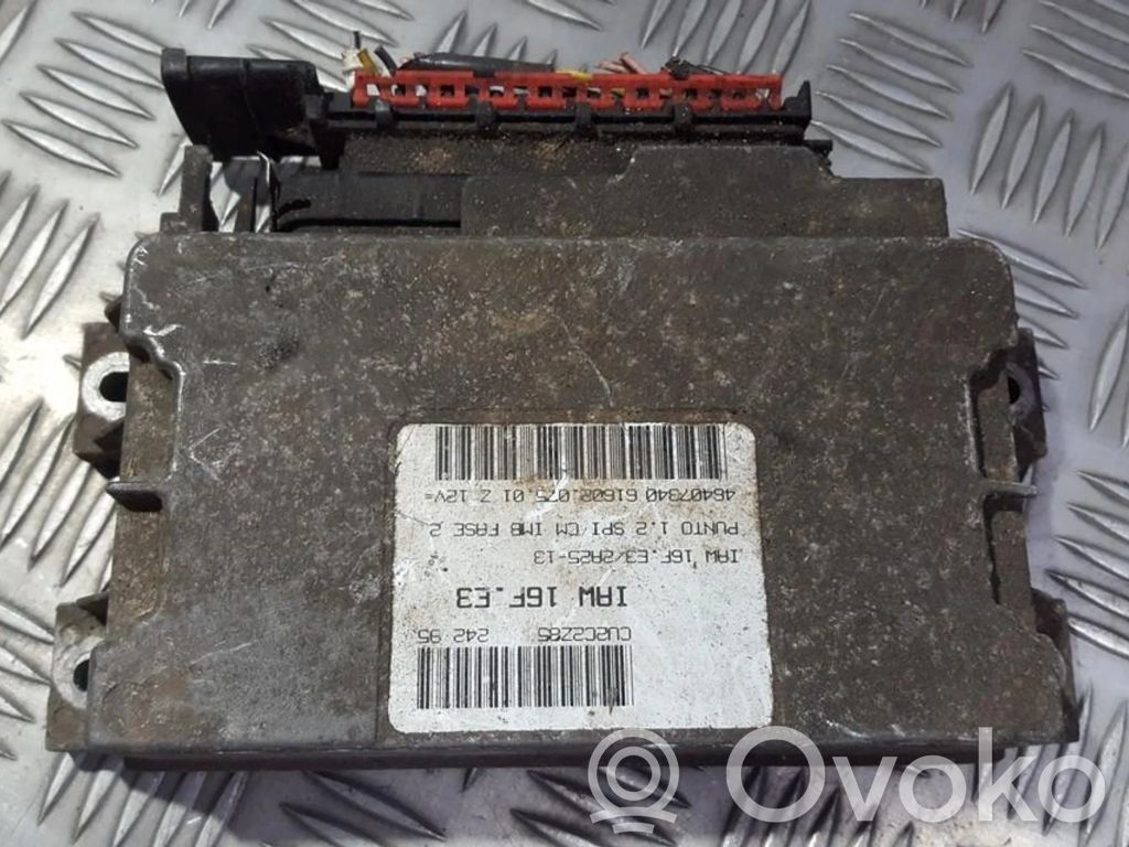 Fiat Punto (176) Unidad de control/módulo del motor 