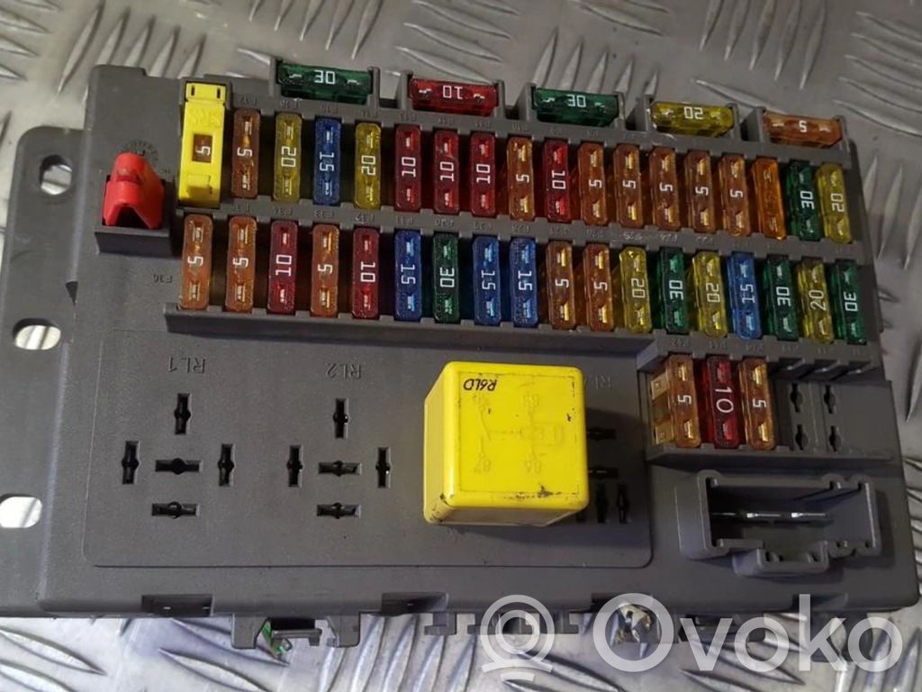 Rover 75 Skrzynka bezpieczników / Komplet 