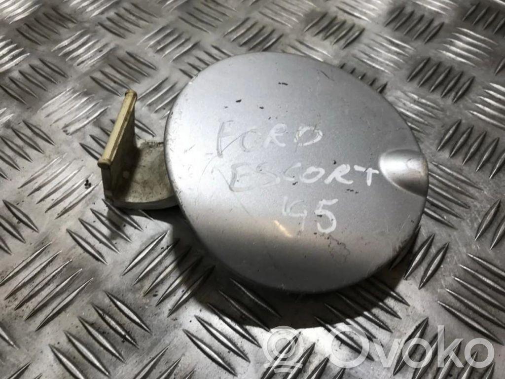 Ford Escort Polttoainesäiliön korkki 