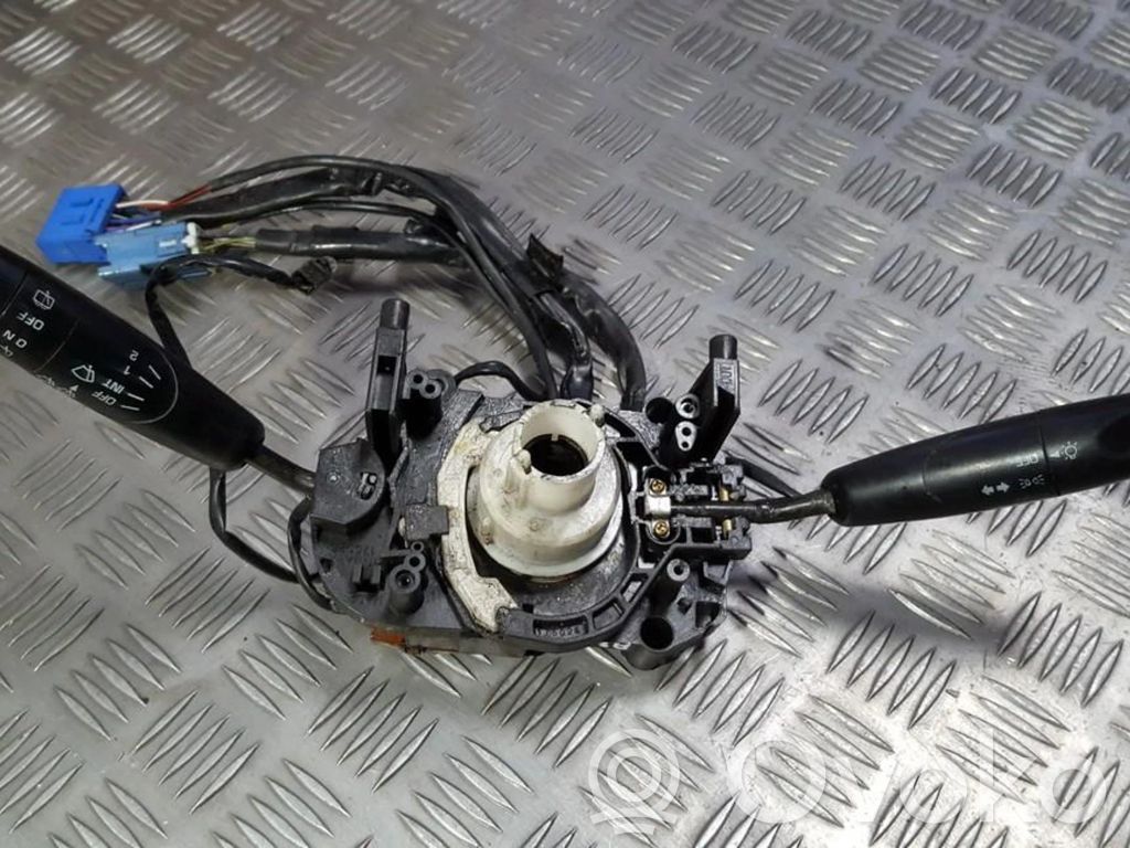 Mazda 626 Commodo, commande essuie-glace/phare 