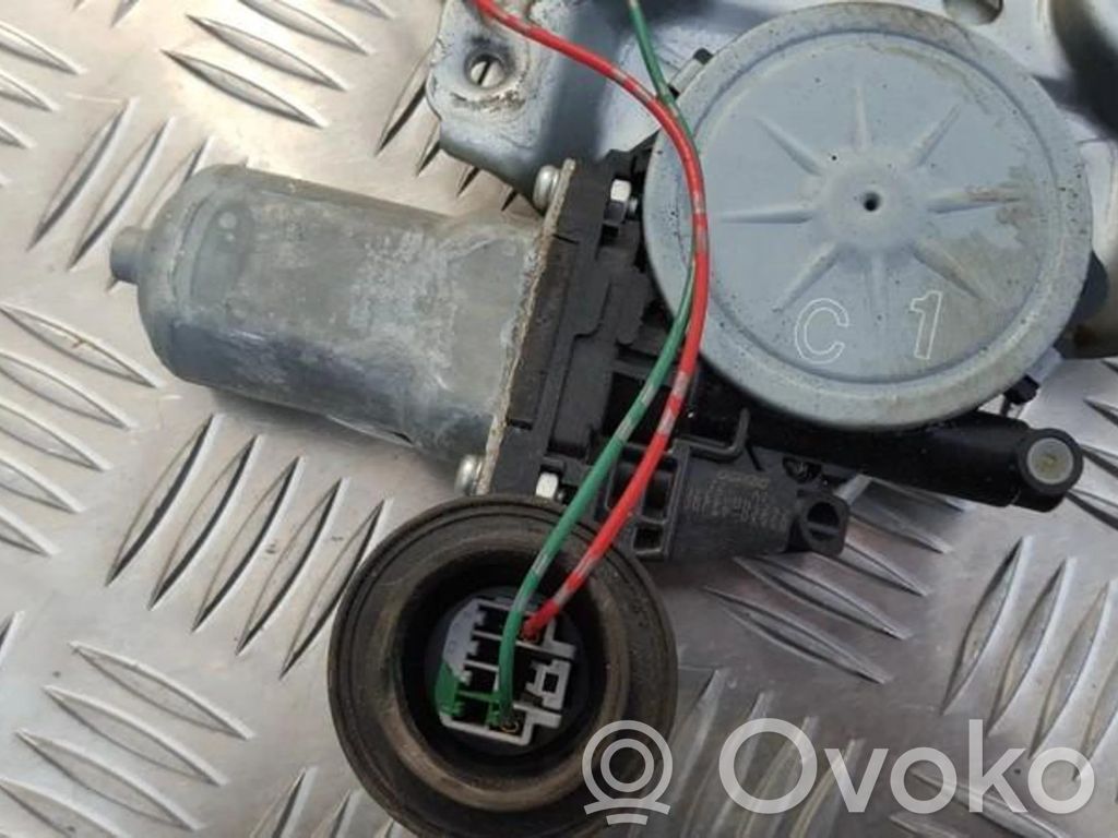 Suzuki Swift I Motorino alzacristalli della portiera anteriore