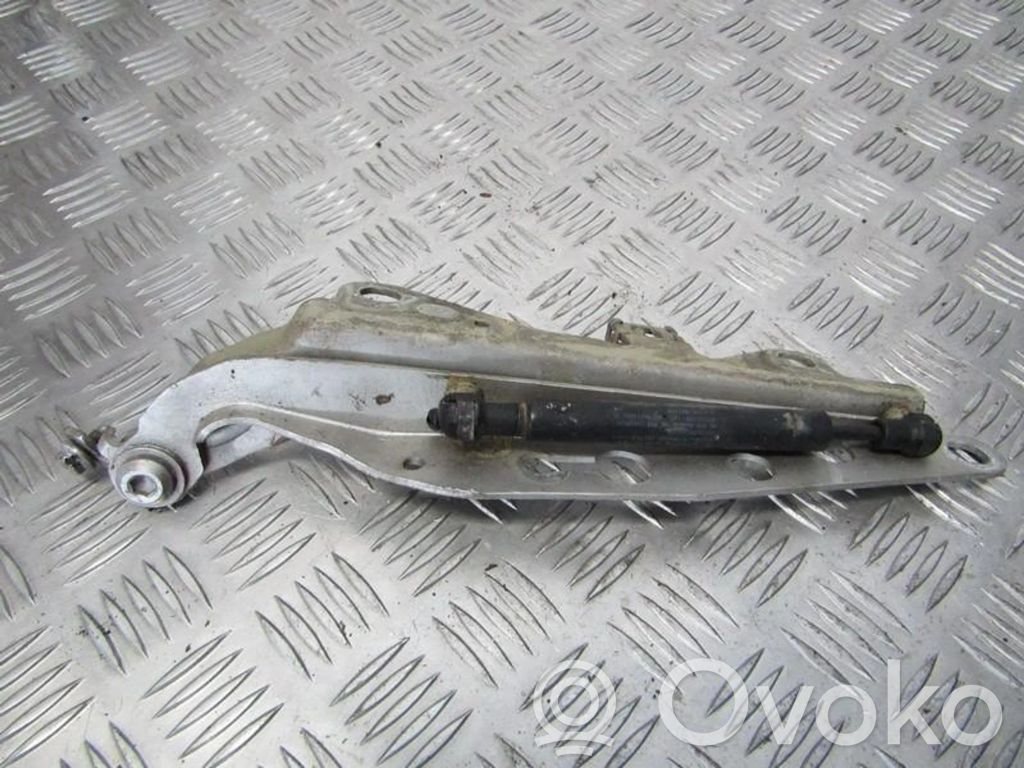 Volvo V70 Scharnier Motorhaube 