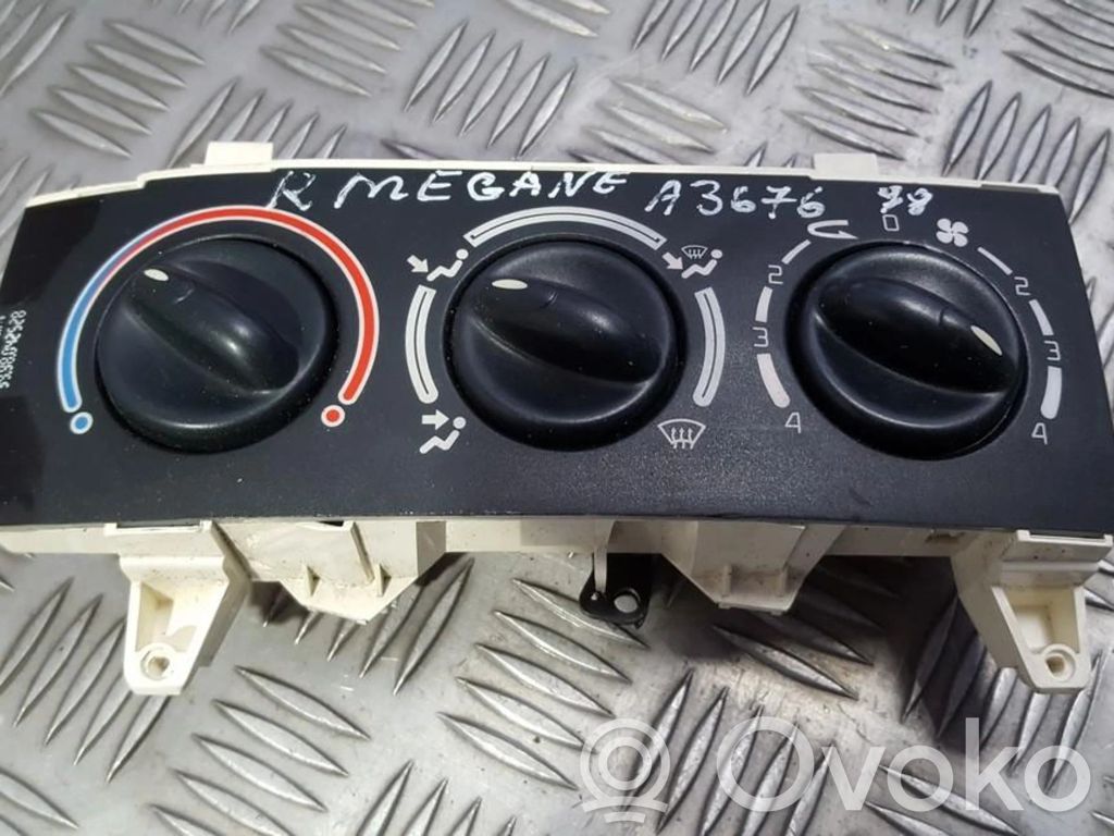 Renault Megane I Climate control unit 