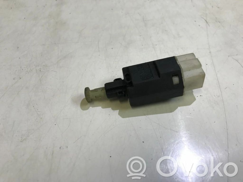 Comutator senzor pedală frână   GA2A66490,GA2A66490