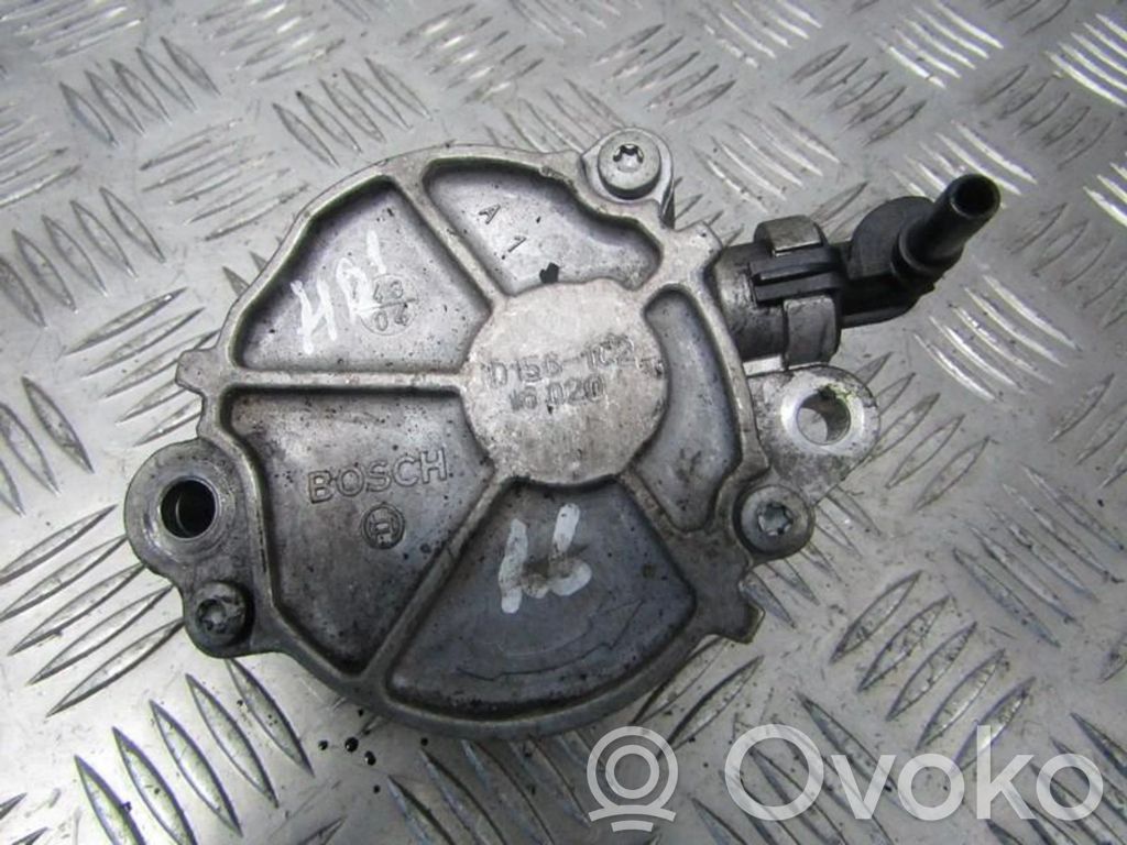 Peugeot 307 Bomba de vacío 