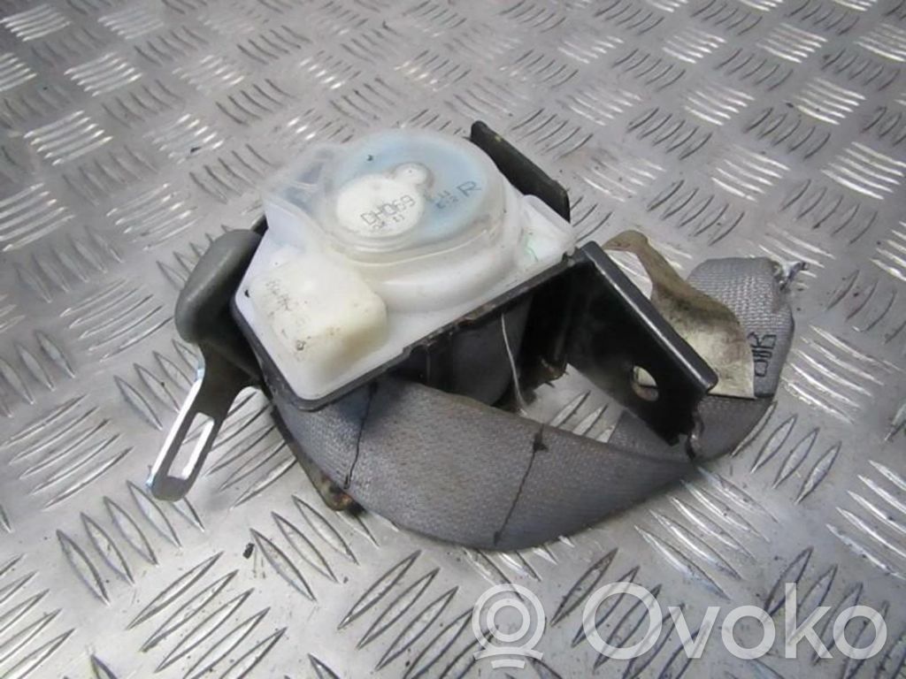 Mazda 6 Cinturón medio (trasero) 