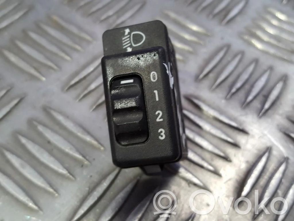 Opel Agila A Headlight level height control switch 
