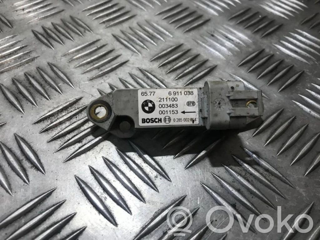 Czujnik uderzenia Airbag   0285002064,65776911038,001153,003483,0285002064,211100,65776911038
