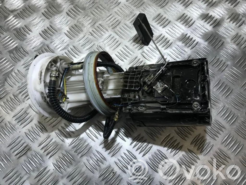 Pompă combustibil în rezervor   8E0919050D,8E0919050D