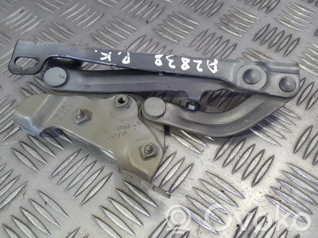 Opel Corsa D Konepellin saranat 