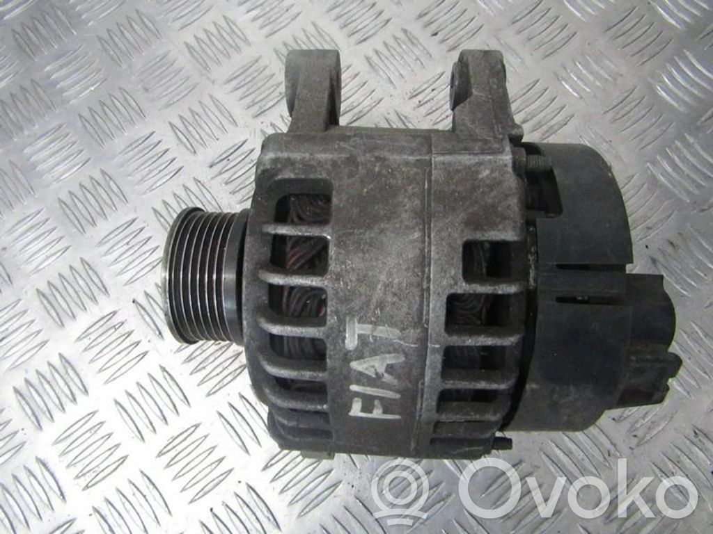 Alfa Romeo 156 Alternador 