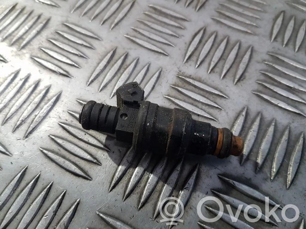 Audi A6 S6 C5 4B Injector combustibil 