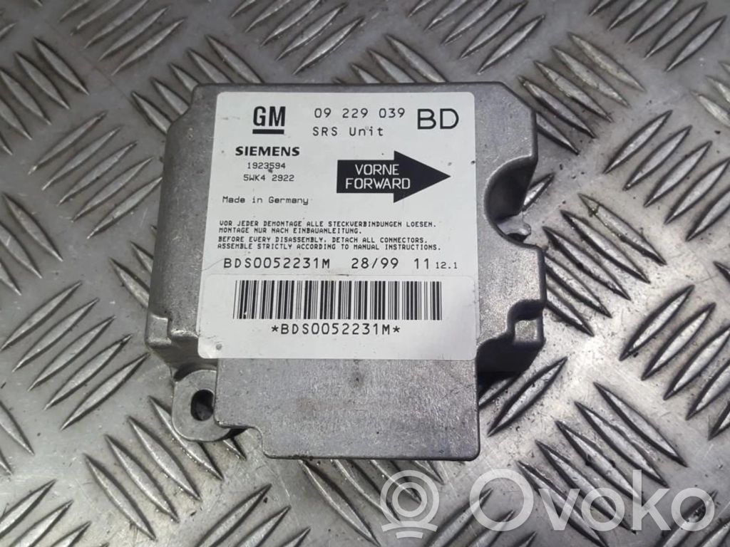 Opel Vectra B Unitate/modul de comandă airbaguri 
