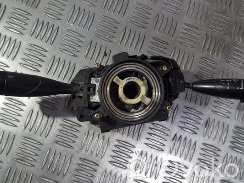 Mazda 323 Manetka / Przełącznik kierunkowskazów wycieraczek 