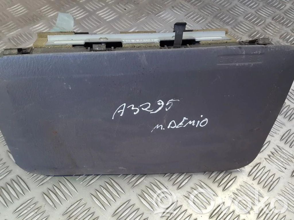 Mazda Demio Airbag pasager 