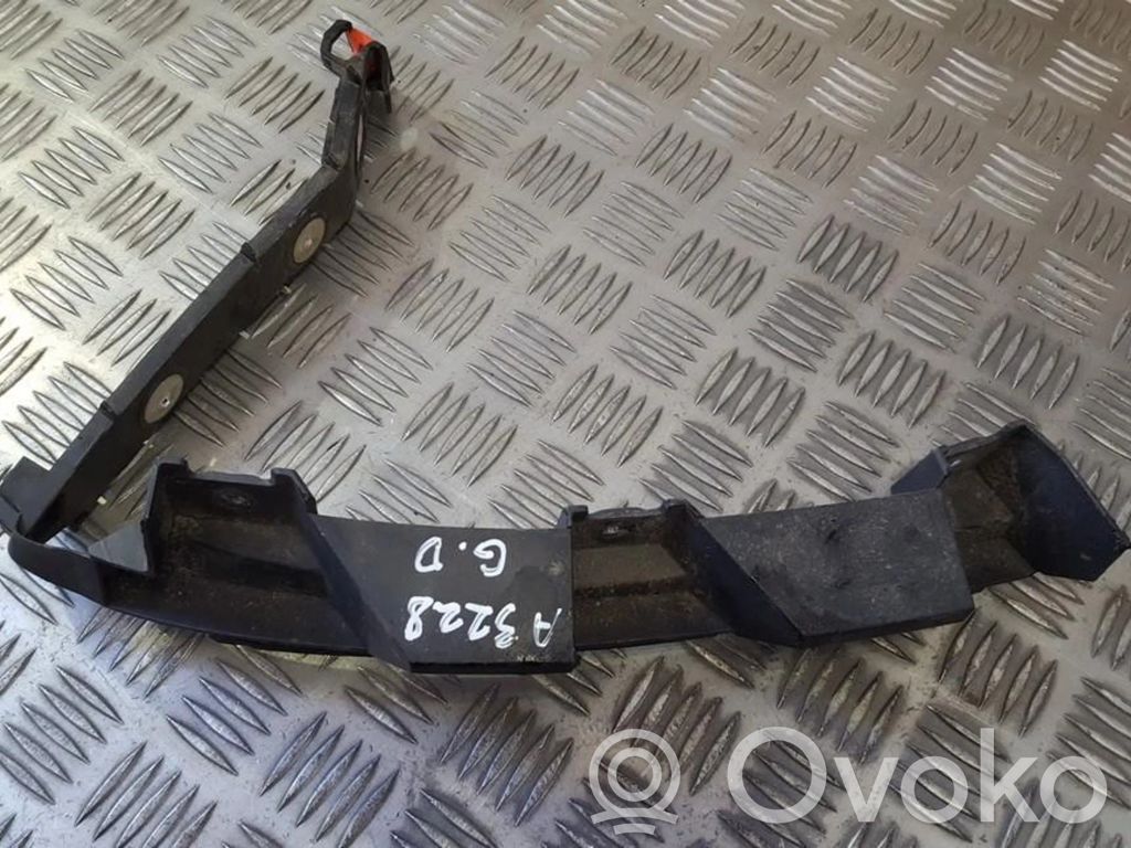 Opel Astra H Staffa di rinforzo montaggio del paraurti posteriore 