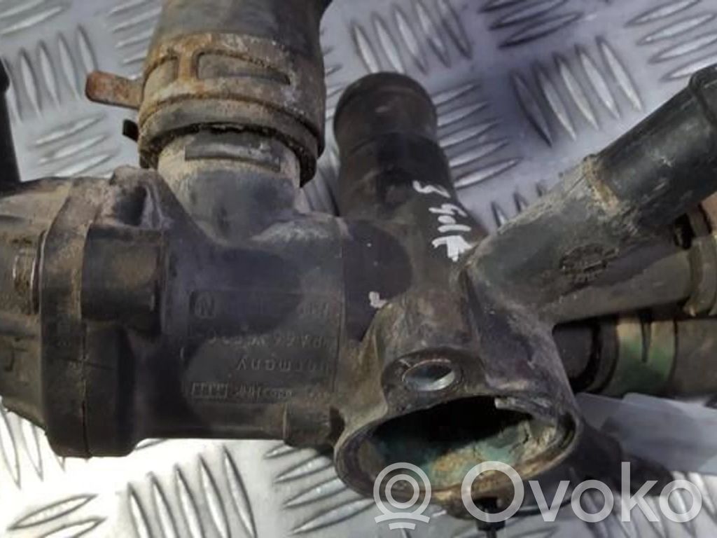 Volkswagen Golf III Tubo flessibile del liquido di raffreddamento del motore 