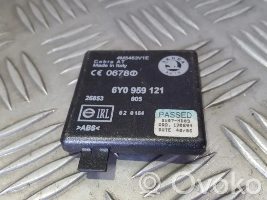 Skoda Fabia Mk1 (6Y) Unidad de control/módulo de alarma