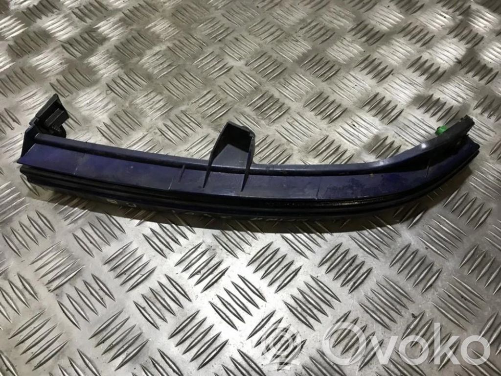 Opel Zafira A Listwa pod lampę przednią