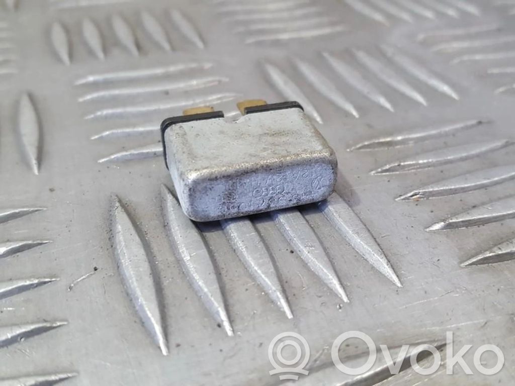 Audi 100 S4 C4 Otros relés