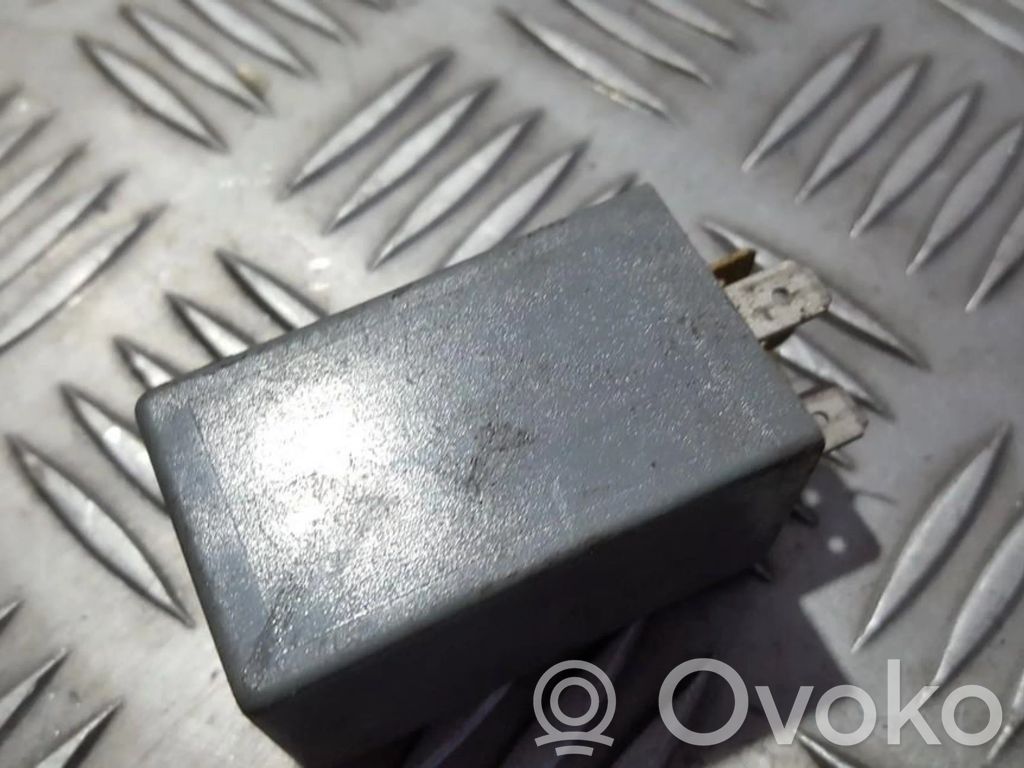 Otros relés   88AG18C641AA,88AG18C641AA