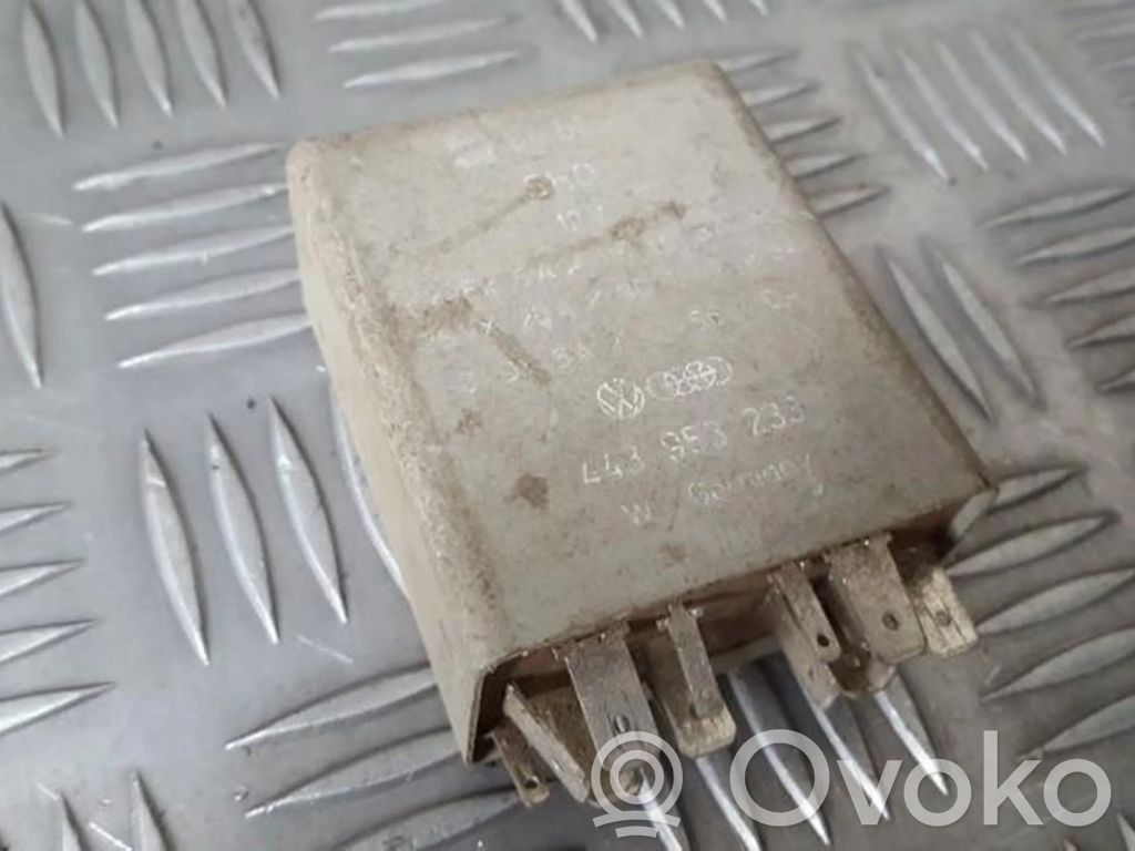 Volkswagen PASSAT B5 Autres relais 