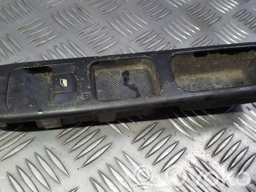 Peugeot 307 Interruttore di controllo dell’alzacristalli elettrico