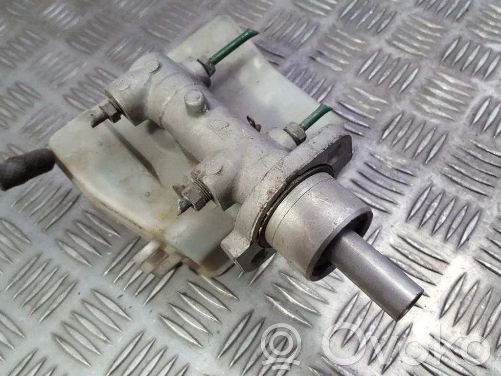 Peugeot 206 Cilindro del sistema frenante 