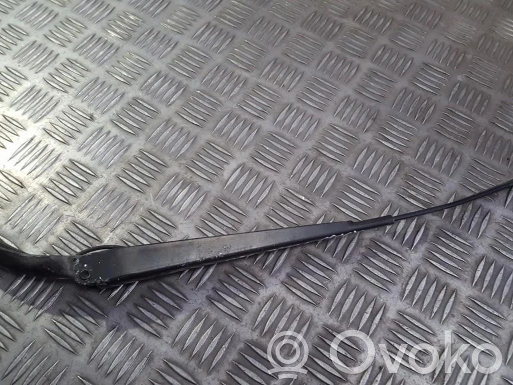 Volvo S80 Brazo del limpiaparabrisas delantero