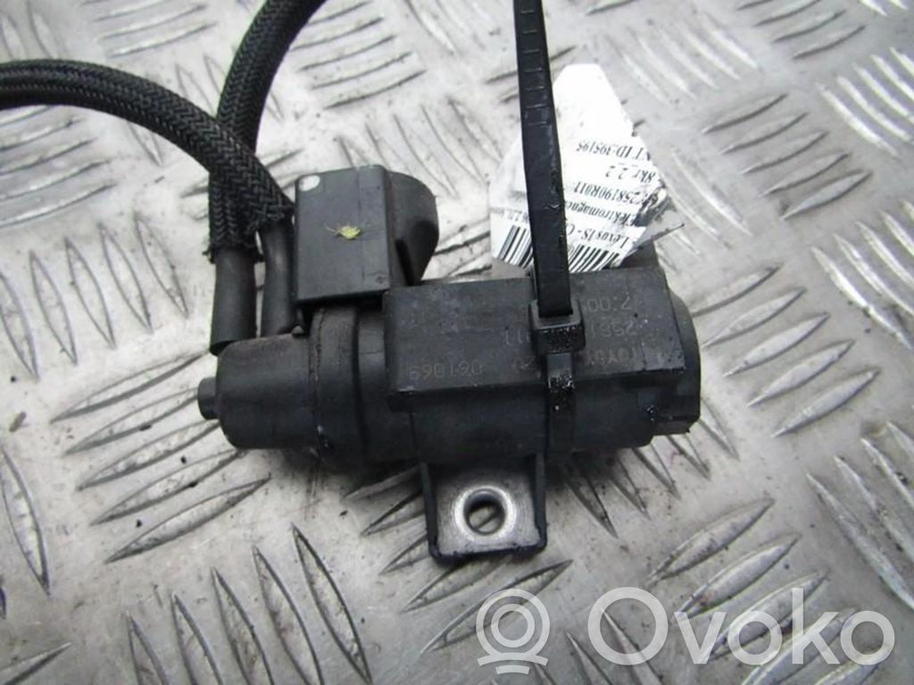 Lexus IS 220D-250-350 Solenoid supapă turbosuflantă 
