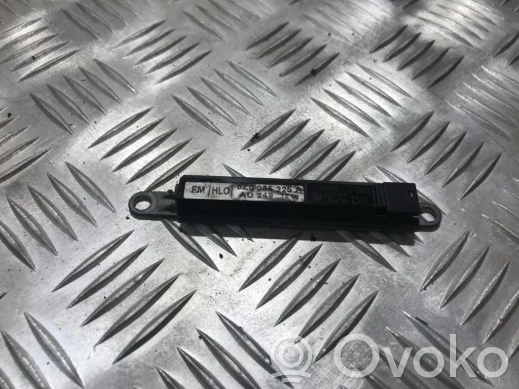 Audi A2 Antenos valdymo blokas 