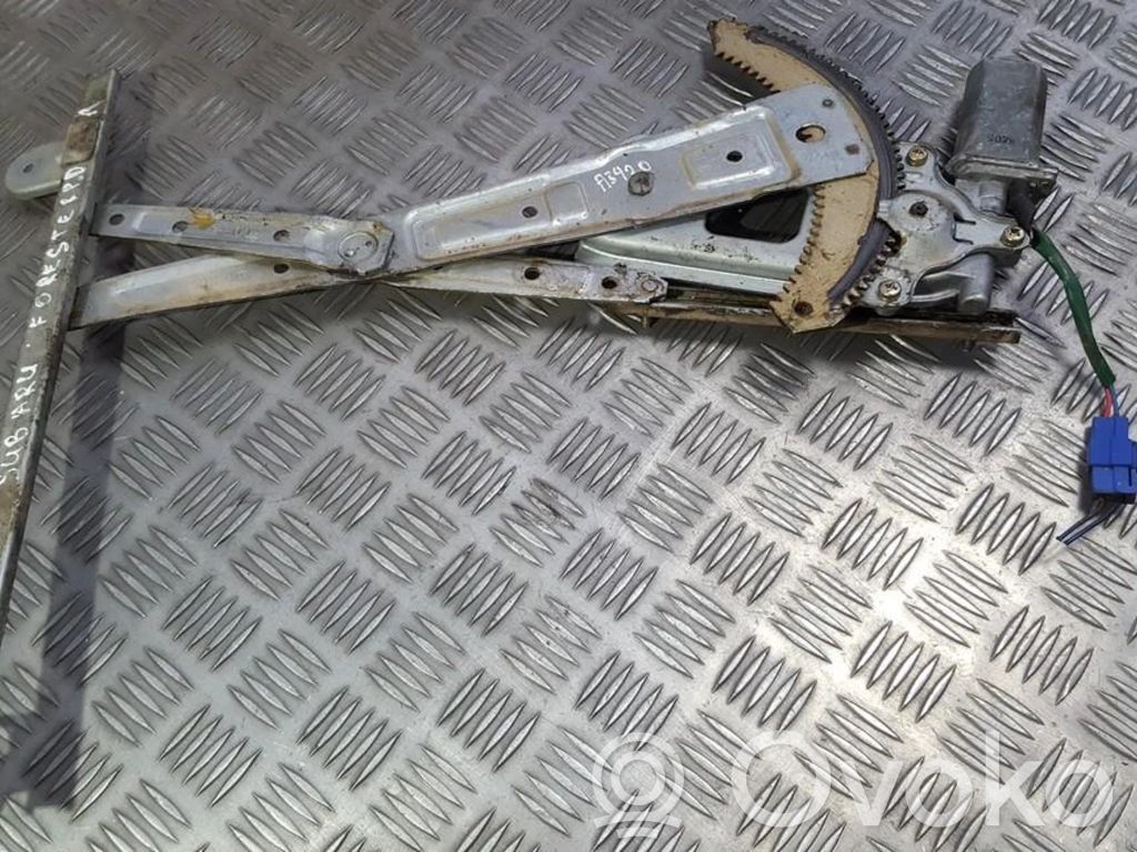 Subaru Forester SF Regulador con motor de la ventanilla de la puerta corredera