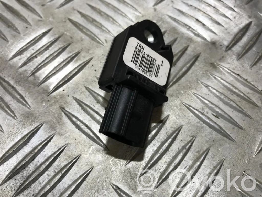 Toyota Avensis T250 Senzor impact/declanșare airbag