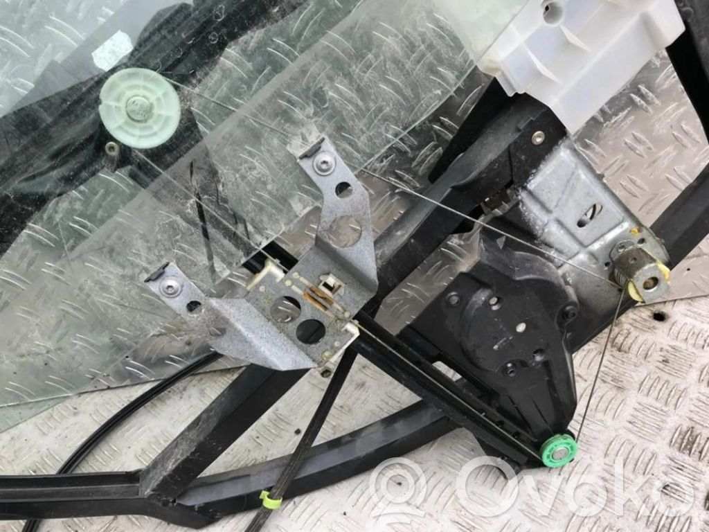 Regulador con motor de la ventanilla de la puerta corredera   8D0839400A,8D0839400A