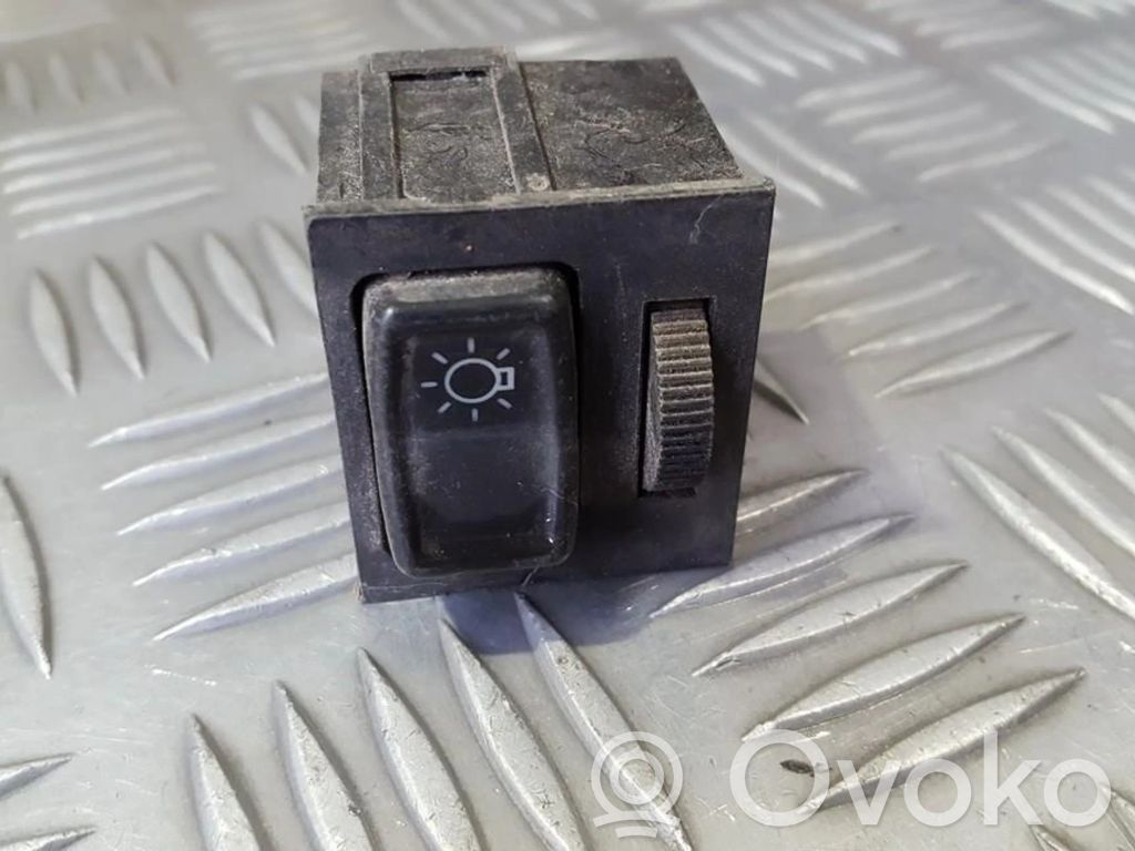 Volkswagen Golf II Interruptor de luz 