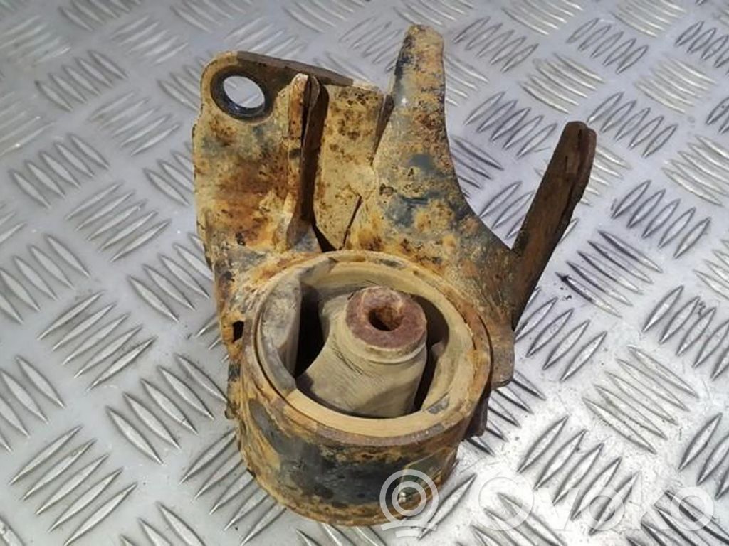 Toyota Corolla E110 Suport tampon motor