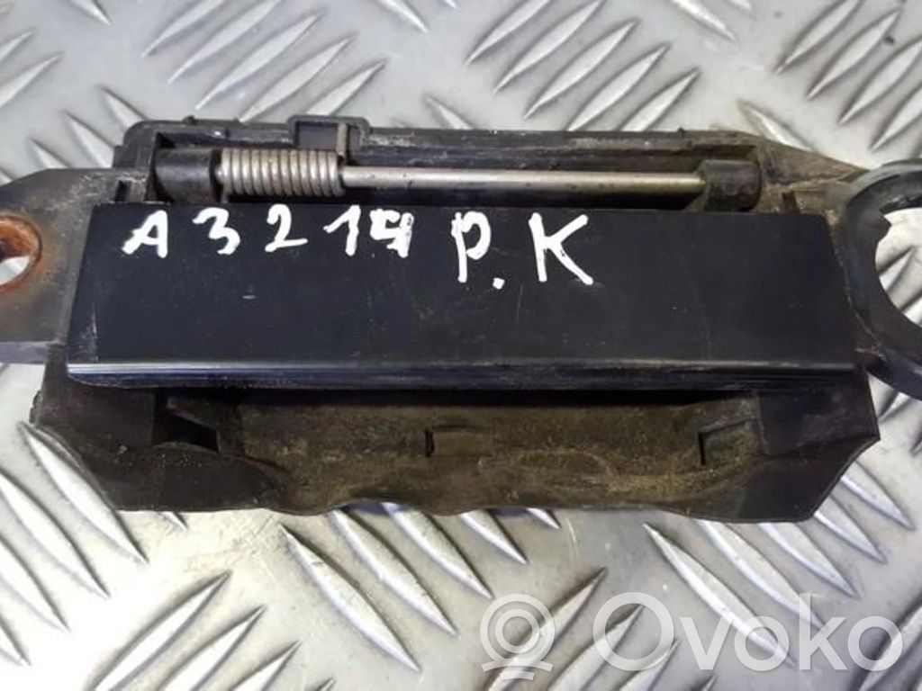 Manecilla externa puerta delantera   4A0837205,4A0837205AB,4A0837205,4A0837205AB