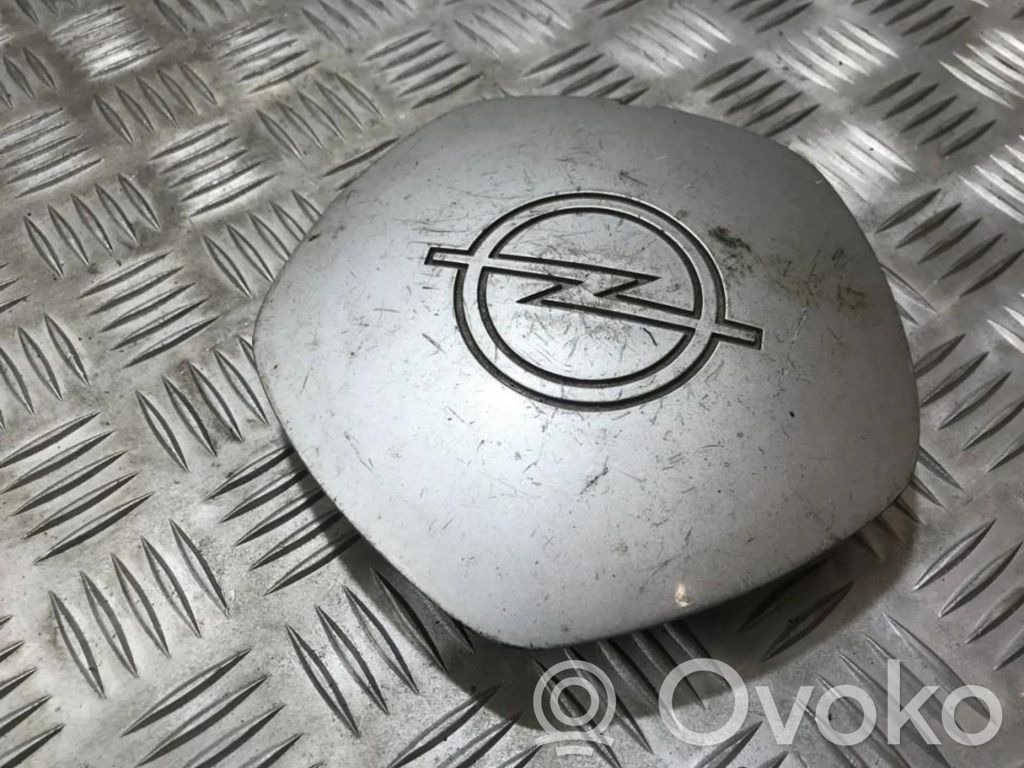 Opel Corsa A Alkuperäinen pölykapseli 