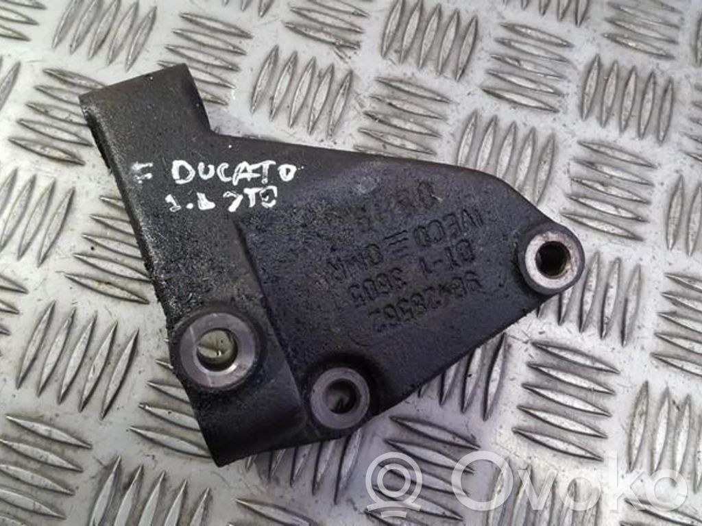 Engine mounting bracket   98428562,3605,3605,98428562