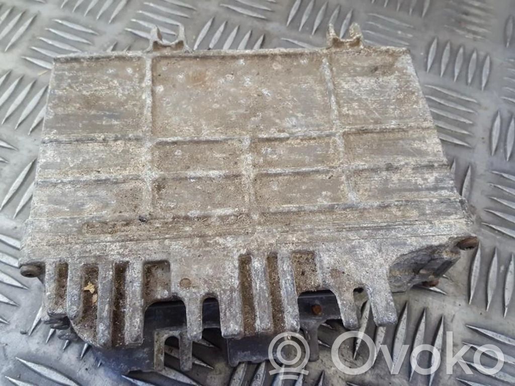 Volkswagen Polo III 6N 6N2 6NF Unitate/modul de control motor