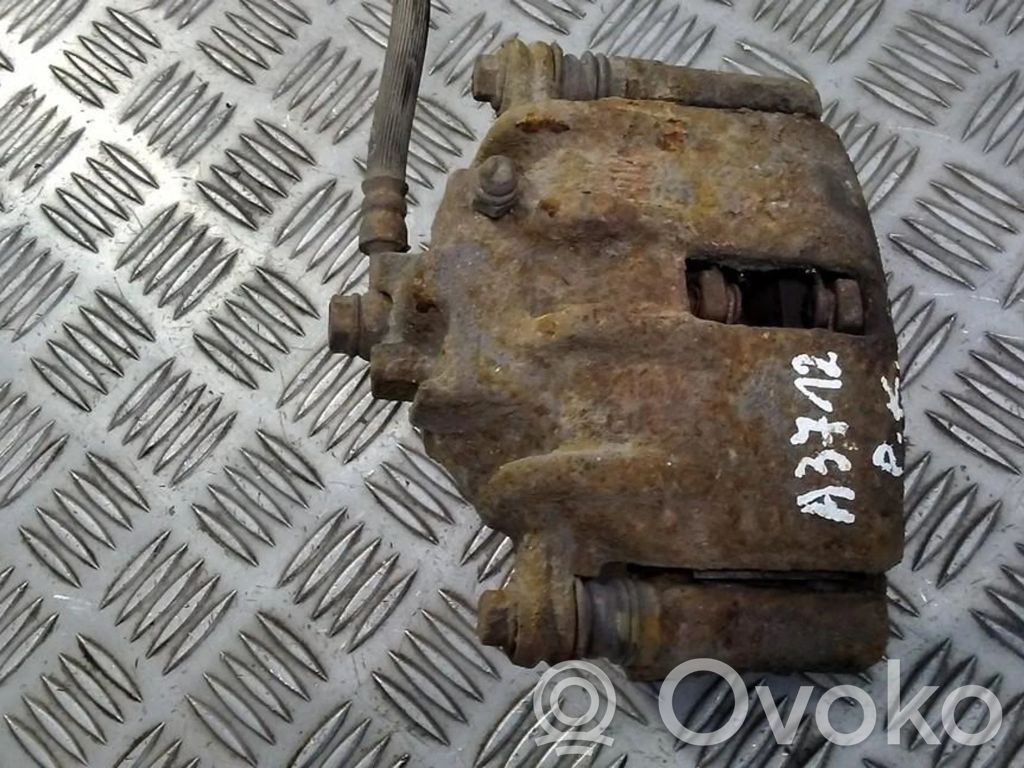 Caliper de freno delantero