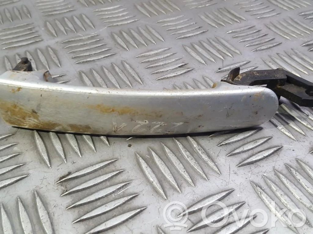 Manecilla externa puerta delantera   3B0837207,3B0837207