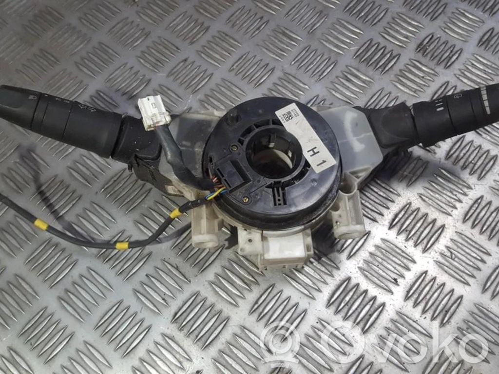 Nissan X-Trail T30 Leva/interruttore dell’indicatore di direzione e tergicristallo