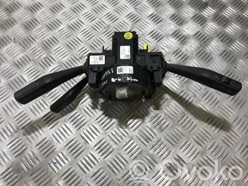 Volkswagen PASSAT B6 Bloc semnalizator și ștergător parbriz 