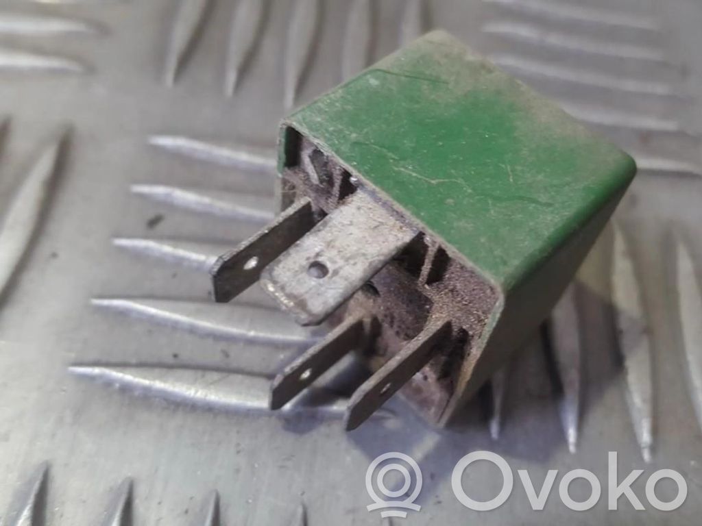 BMW 5 E28 Other relay 